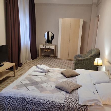 Home Hotel Apartments On Khreshchatyk Area Kiev Eksteriør bilde