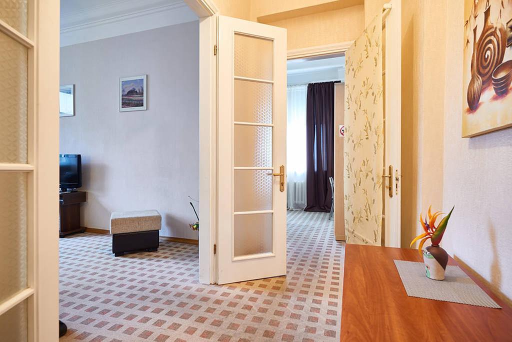 Home Hotel Apartments On Khreshchatyk Area Kiev Eksteriør bilde